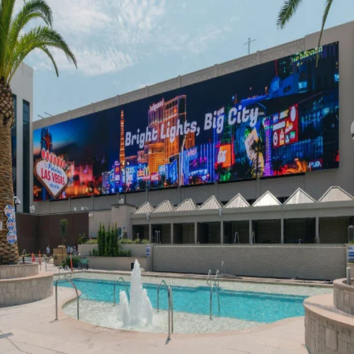 Painéis-de-LED-para-piscinas-com-tamanho-personalizado