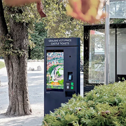 Totem del biglietto della coda esterna (1)